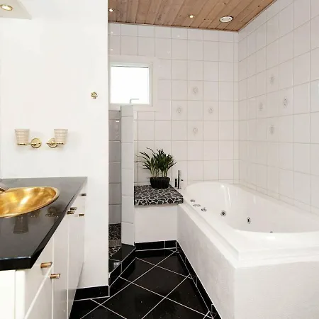 6 Person Holiday In Bl Vand Casa vacanze *