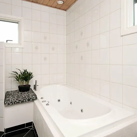 6 Person Holiday In Bl Vand Casa vacanze Blåvand