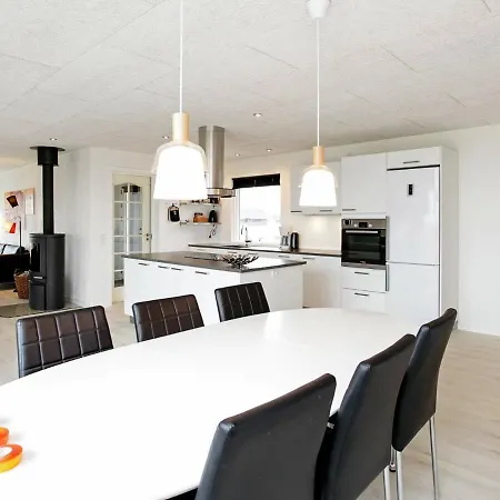 6 Person Holiday In Bl Vand Casa vacanze *