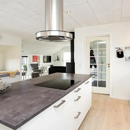 6 Person Holiday In Bl Vand *